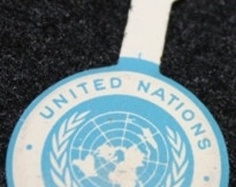 1960's United Nations Guided Tour Pin- Vintage-Souvenir