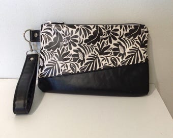 Wristlet Clutch Black and White Vinyl 10” x 6”