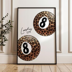 Vintage 8 Pool Ball Print, Funky ręcznie rysowana sztuka ścienna, Modny plakat z wózkiem barowym, Estetyczny nadruk z lampartem do mieszkania, Pobieranie cyfrowe