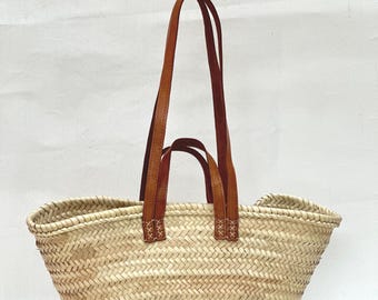 Handgewebte Strohtasche mit Lederakzenten - Französischer Warenkorb, umweltfreundliche Einkaufstasche, stilvolle französische Markttasche