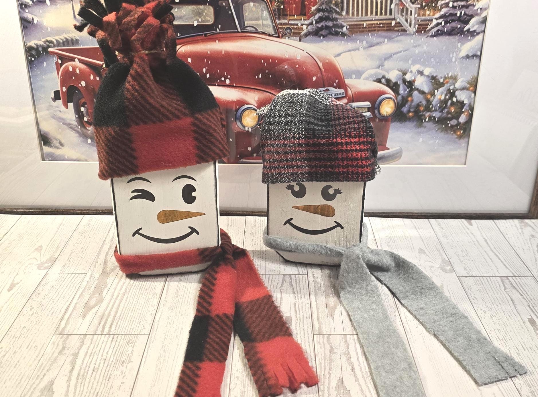 Rustic Wooden Snowman set of 2, Holiday Wood Decor, Snowman with scarfs, Winter snowman, Snowman and Snowwomen, Christmas decor