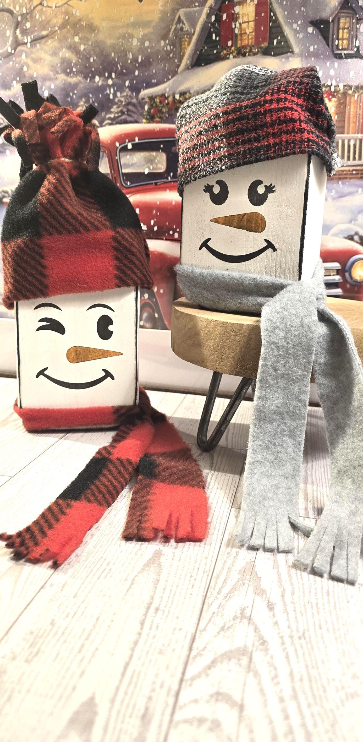 Rustic Wooden Snowman set of 2, Holiday Wood Decor, Snowman with scarfs, Winter snowman, Snowman and Snowwomen, Christmas decor - Thumbnail 6