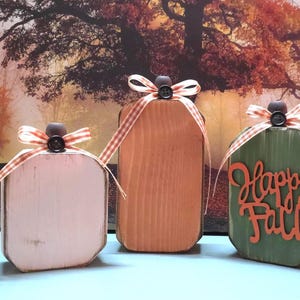 Wood pumpkins, fall decor, table decor, thanksgiving decor, wood shelf sitter, Handmade rustic wooden pumpkin set, wood pumpkins