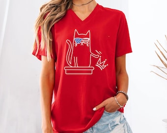 Cat No Kings in America Funny Political Cat V-Neck Shirt ; Anti Trump Tank Top
