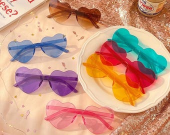 Heart Shaped Sunglasses, Bachelorette Party Favors, Personalized Bridal Party Gift, Retro Rimless Tinted Glasses, Wedding Guest Bulk Favors