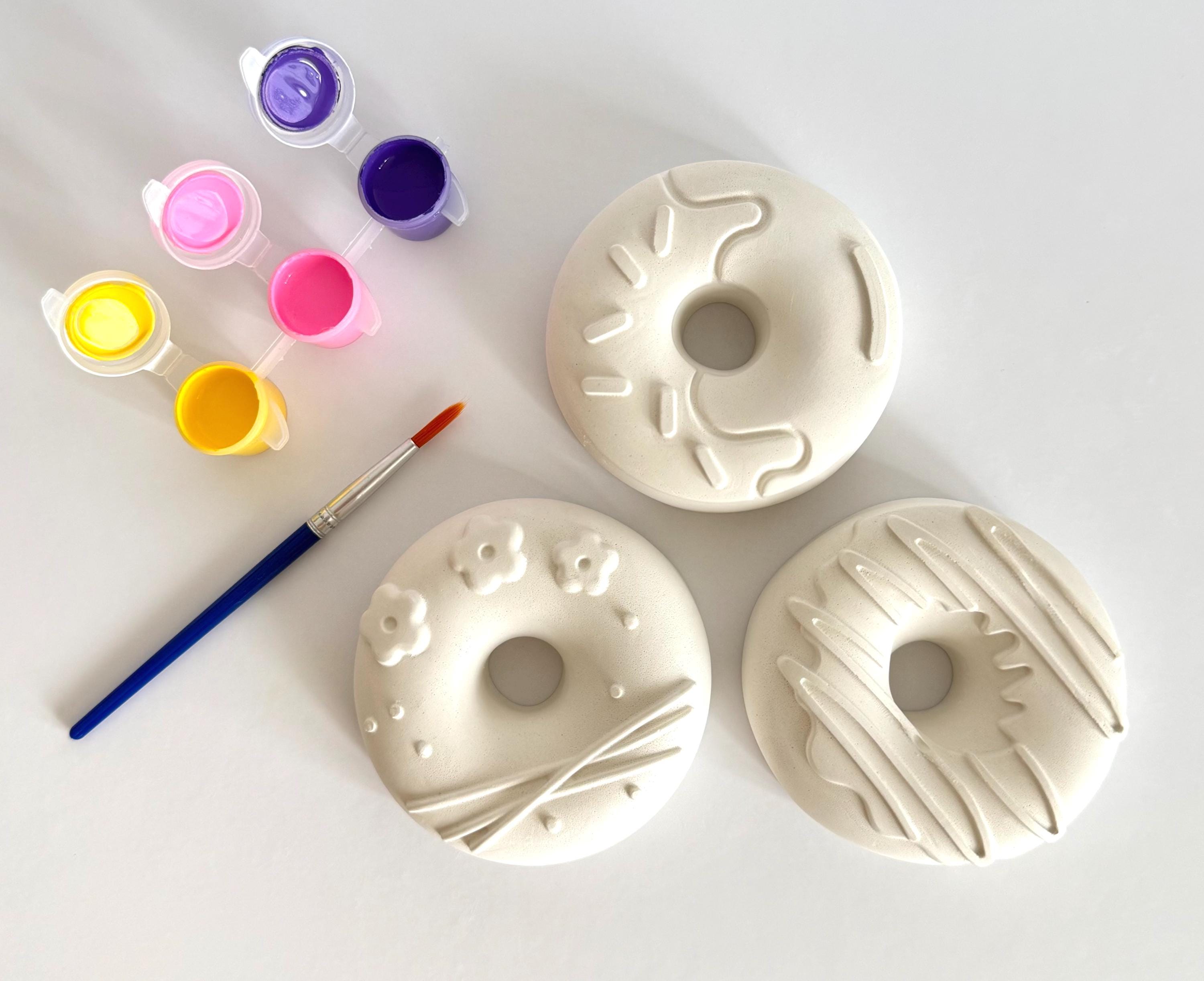 paint-your-own-donut-craft-plaster-painting-kit-kids-party-favor