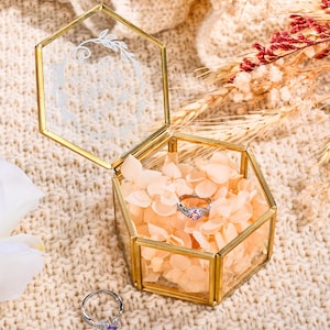 Hexagon Glass Ring Box, Custom Clear Ring Bearer Box, Romantic Wedding Ceremony Ring Box, Proposal Ring Box with Petals, Gift for Couple