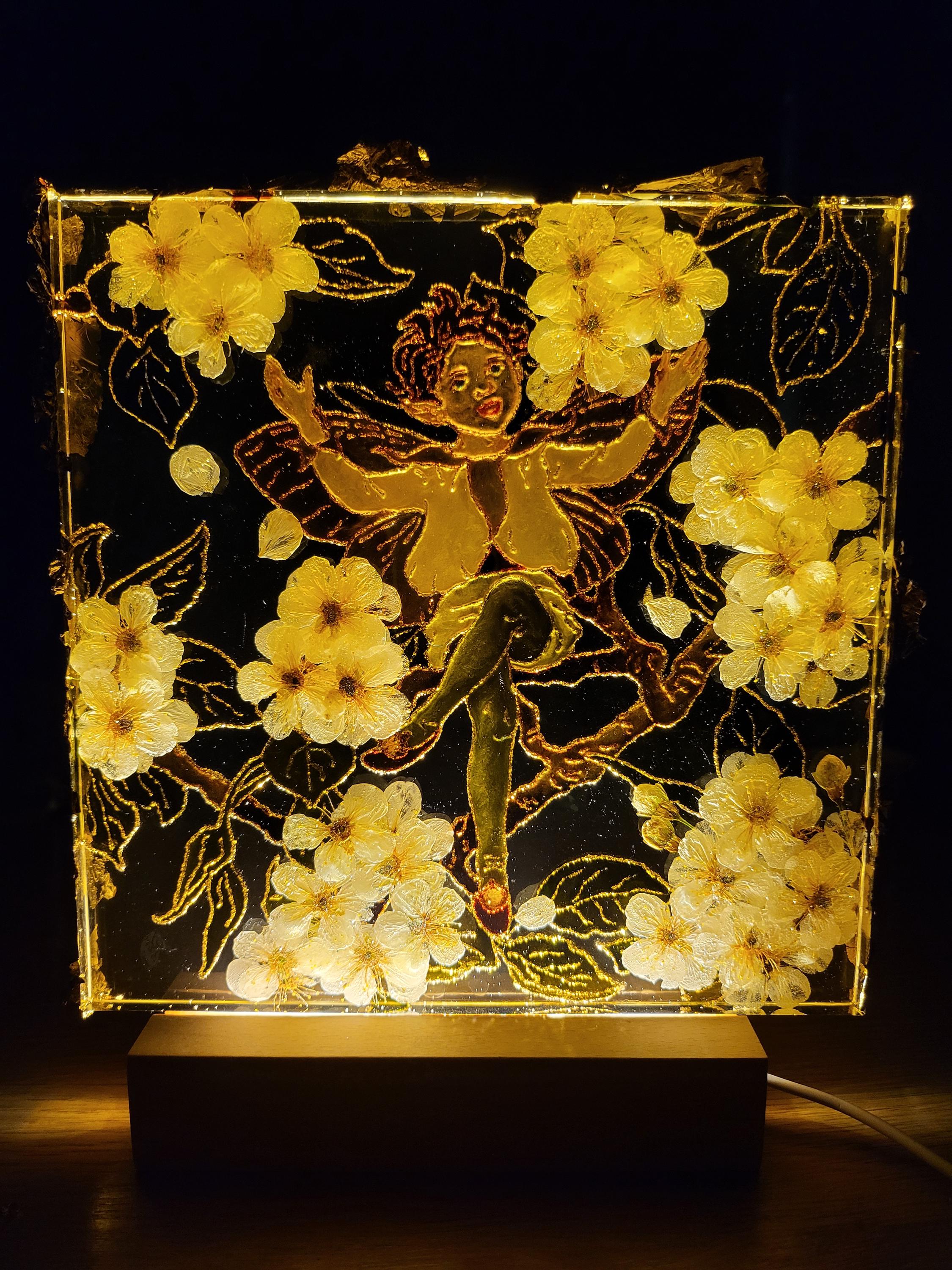 Resin Night Light with Flowers and Fairy | Handmade Epoxy Lamp | Botanical Gift | Resin Night Light with Fairy
