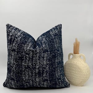 Modern Navy Blue Throw Pillow Cover with Textured Zigzag Pattern,Decorative Cushion for Sofa or Bed,Chic Handmade Home Decor Accent,All size