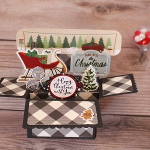 Biglietto di Natale pop-up 3D l Natale accogliente l Fattoria di alberi l Campanelle da slitta l Vichy l Si piega piatto per la spedizione l Spedizione gratuita negli Stati Uniti