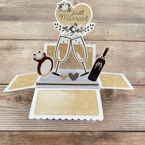 3D Box Pop Up Hochzeitskarte l Bubble Thema l Champagner l Frisch verheiratet l Trinkgläser l Trinkglas l Falten flach zum Verschicken l Kostenloser Versand in die USA