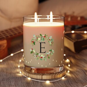 Vela perfumada personalizada con corona del alfabeto - Vidrio completo l 11 oz l Vela con nombre personalizado l Vela de soja de doble mecha l 3 aromas l Con monograma