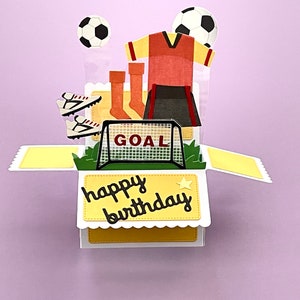 3D Box Pop Up Geburtstagskarte l Fußball Thema l Europäisches Fußballthema l Falten flach für den Versand l Kostenloser US Versand