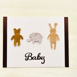 Carte de naissance l Découpes en feutre l Lapin éléphant ours l Tons marron/beige l Fond à pois l Pièce unique l Unique l Livraison gratuite aux États-Unis