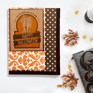 Cartão de Halloween l Palhaços Assustadores l Visual Vintage/Retrô l Marrom Laranja Preto l Fita Brilhante l Interior em Branco l Frete Grátis nos EUA