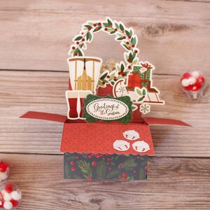 Tarjeta navideña desplegable en caja 3D, saludo de temporada, corona, trineo, botas, cascabeles, regalos de nieve, se pliega para enviar por correo, envío gratuito a EE. UU.