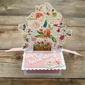 3D Box Pop Up Geburtstagskarte l Florales Blumen Thema l Rosa, Dunkelrosa und Weiß l Falten flach für den Versand l Kostenloser US-Versand