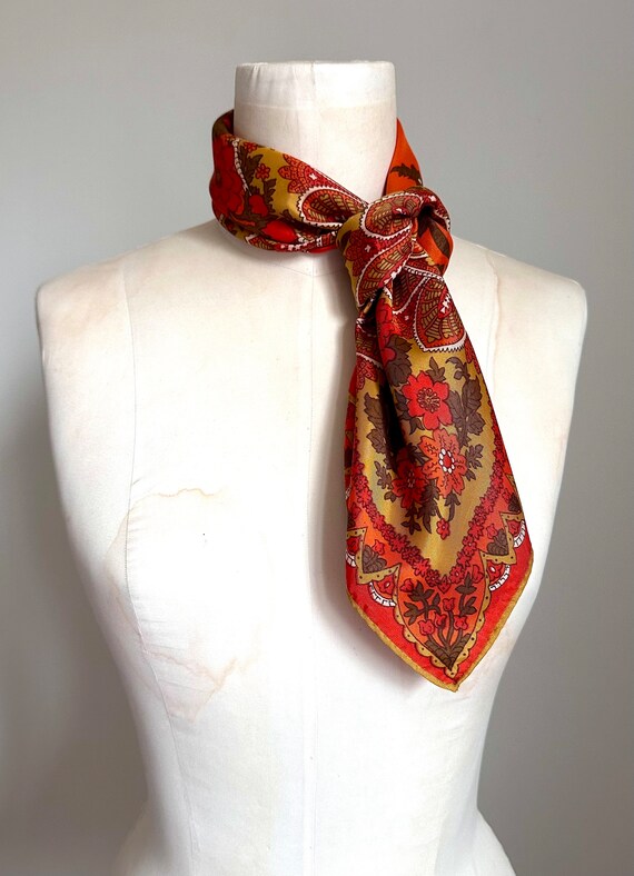 Vintage Vera Neumann Paisley Design Scarf - Brigh… - image 4