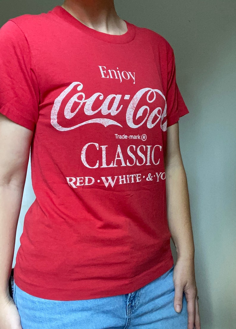 T-shirt Vintage Coca-Cola Rouge - Taille M - Motif "Enjoy Coca Cola" - Occasion Très Bon état