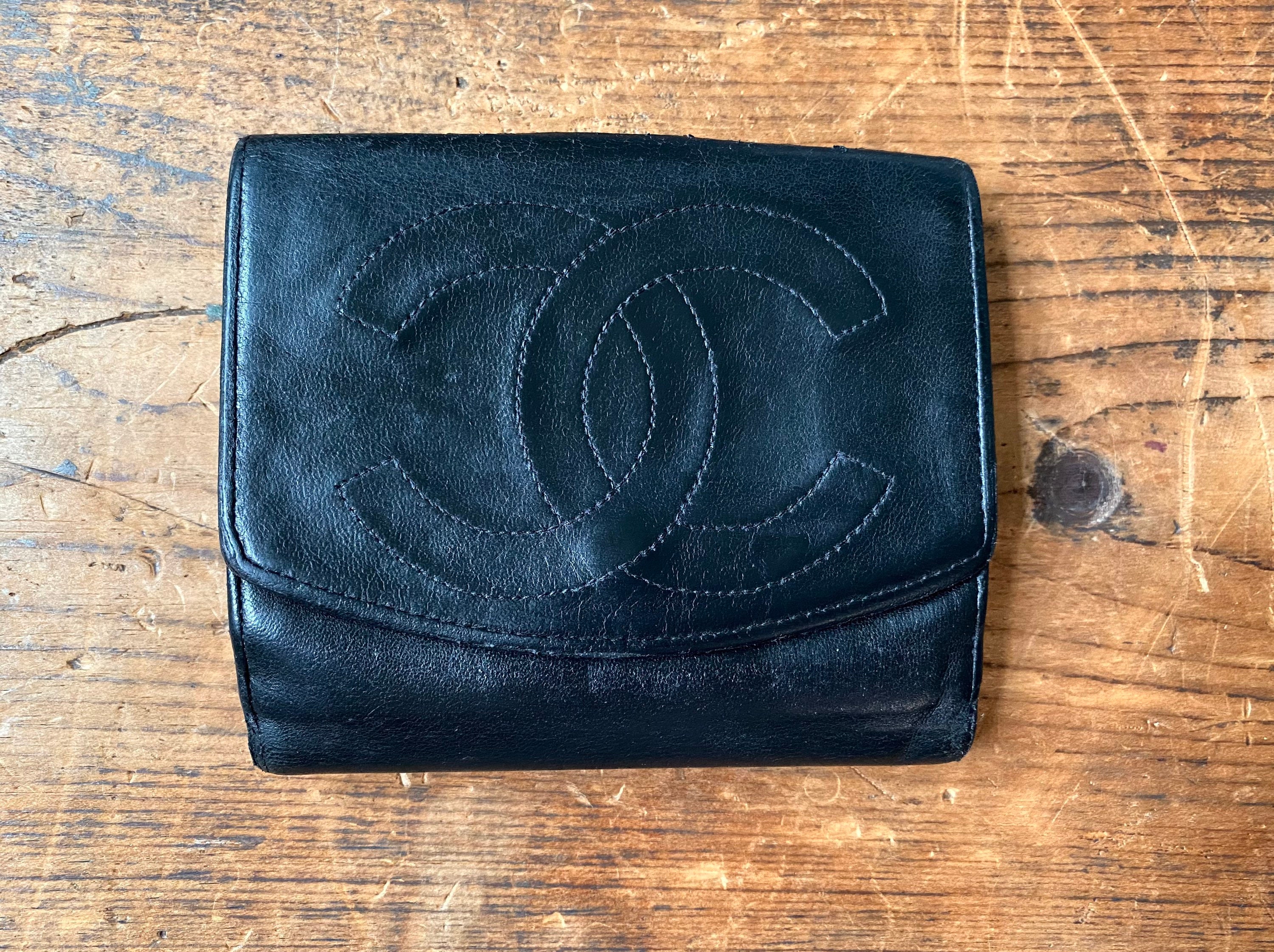 Vintage Chanel 1994 Compact Wallet Black Leather Interlocking CC