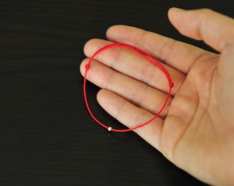 Pulsera de hilo rojo de oro macizo de 14 quilates, pulsera de cuentas de jade verde protectoras, hilo rojo de buena suerte