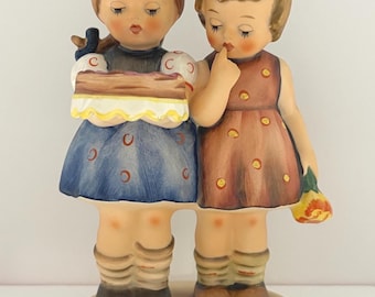 Vintage M I Hummel Goebel HAPPY BIRTHDAY #176/0 TM6 Figurine Two Girls with Cake