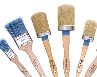 PAINT BRUSHES  Annie Sloan Assorted Paint Brushes  Flat  Regular  Detail