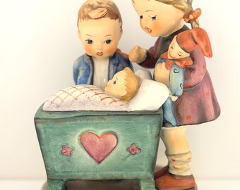 Vintage M I Hummel Goebel BLESSED EVENT  HUM333 TM6 Figurine Children and Newborn Baby