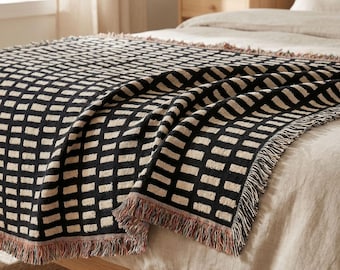 Manta tejida color crema y negro, manta de algodón para sofá, manta de cama en tonos neutros oscuros, decoración minimalista escandinava.