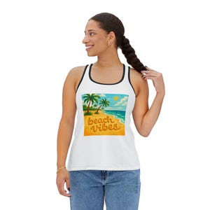 Beach Vibes Damen Tank Top, lässiges Sommertop, Urlaubskleidung, Bademode, Geschenk für sie, trendige Sportbekleidung