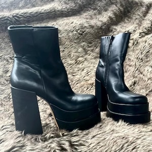 BETTS Xtreme Double Platform Boots size 7 au
