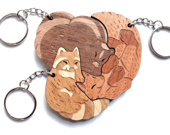 Trio de porte-clés forêt emboîtables - Ensemble mouffette raton laveur et renard Famille, amitié, relation poly porte-clés couple