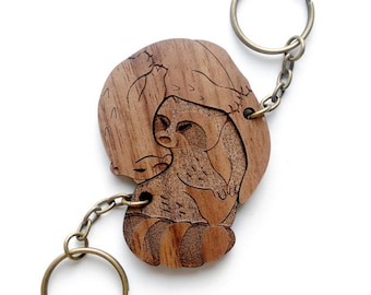 Interlocking Otter and Raccoon Couple Keychain - Friendship or Relationship matching wooden keychain set