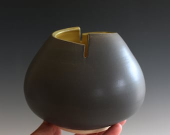 Ikebana Vase, Pottery Vase, Ceramic Vase, Ikebana Container,ceramics and pottery, decorative vase, Flower Vase, handmade vase by Kazem Arshi