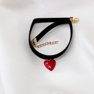 Velvet black heart choker necklace with shiny red charm, romantic goth style jewelry, y2k aesthetic gift, adjustable velvet ribbon collar