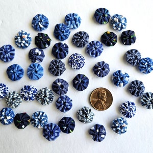 40 Dark Blue Prints Tiny 1/2 inch Fabric Yo Yos Applique Quilt Pieces Yoyo Scrapbooking Journal Embellishments