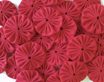 30 Yo Yos 1.5 inch Solid Red Applique Quilt Pieces Yoyos Scrapbooking Embellishments