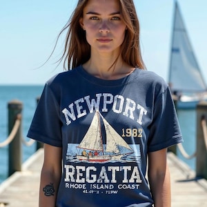 Newport Regatta-T-shirt – Retro zeilen grafisch T-shirt, Rhode Island Coast-shirt 1982, vintage jachtclubstijl, nautisch uniseks cadeau
