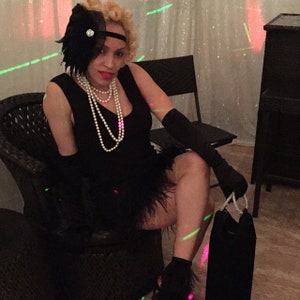 The Great Gatsby Headband Flapper Headpiece 1920s Headband Jazz Age Roaring 20s Gatsby Headpiece Black Feather Headband