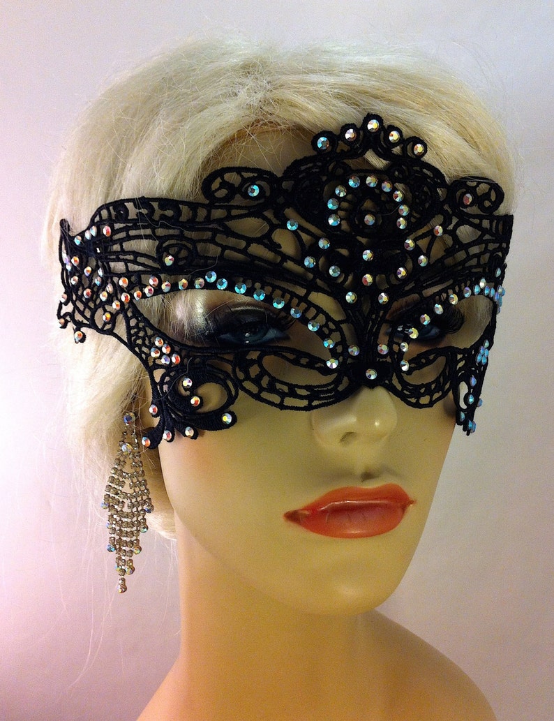 Amosfun Weiße Vollmasken – 5 Stück, Unbemalt, Aus Kunststoff, Für Maskerade, Halloween & Partys