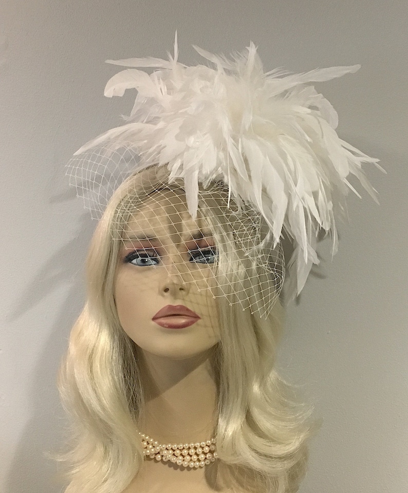 White Fascinator Diner En Blanc Headpiece Derby Hat White Wedding Veil Tea Party Hat All White Party Bridal Fascinator Headband