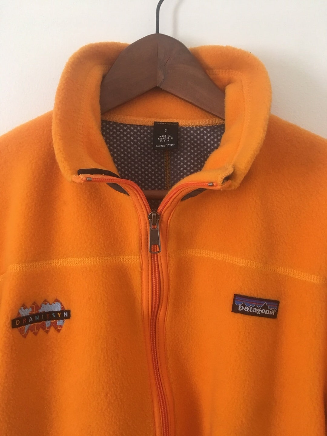 Custom top patagonia synchilla