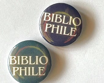 Biblio Phile – Button Pin