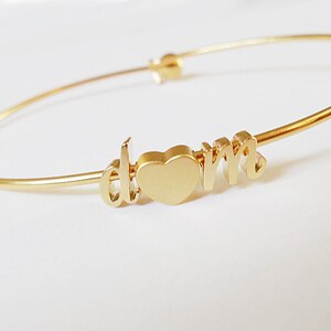 Initialarmband guld kursiv initial hjärtarmband armband skrift gemener, alla hjärtans dag-present. brudtärnepresent bröllop minimalistisk