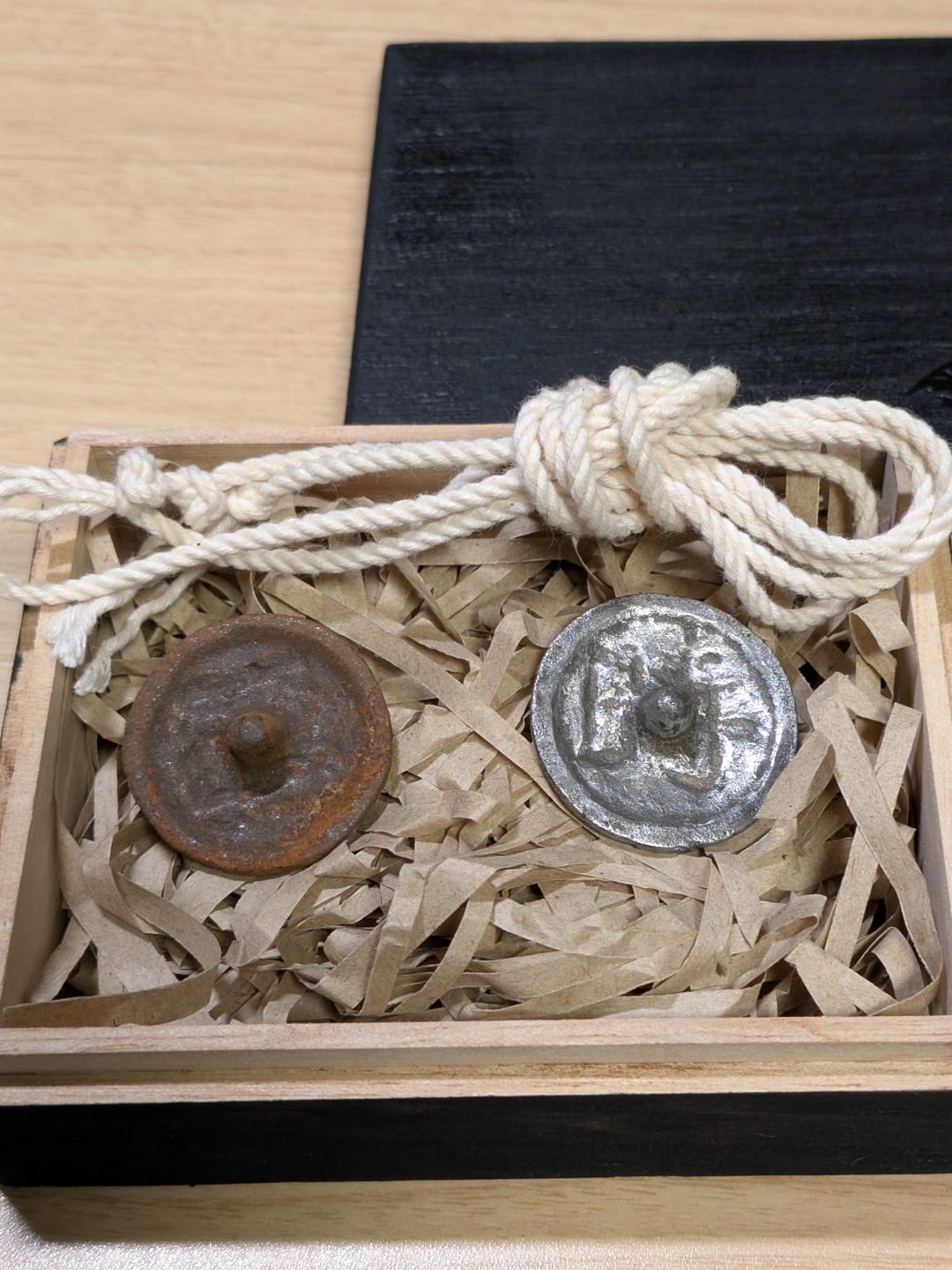 ベーゴマ　鋳物　金属製六角形　コマ　貴重　レア　昭和レトロ　日本製 アンティークベーゴマセット｜戦前の日本製鉄製コマ｜希少コレクターズ