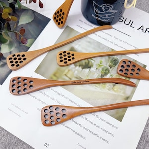 Personalized wooden honey stirrer,Kitchen Gift,Wedding Favors For Guests,Engraved Honey Sticks,Baptism Gift For Guests,Housewarming Gift