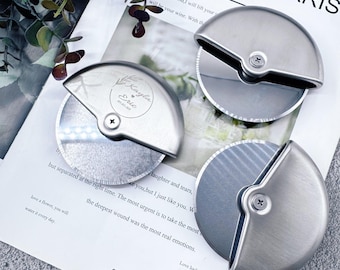 Customize Metal Pizza Cutter,Kitchen Accessory,kitchen gifts,pizza knife wheels,Anniversary Gift,Round Pizza Cutter,Pizza Party Gift