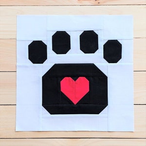 Dog Paw Quilt Block Printable Tutorial