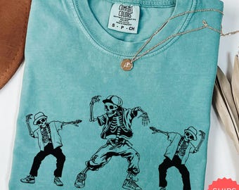 Camiseta de esqueleto danzante Comfort Colors®, divertida camiseta de esqueleto de Halloween, camiseta vintage de calavera gótica lavada, camiseta de otoño de temporada espeluznante