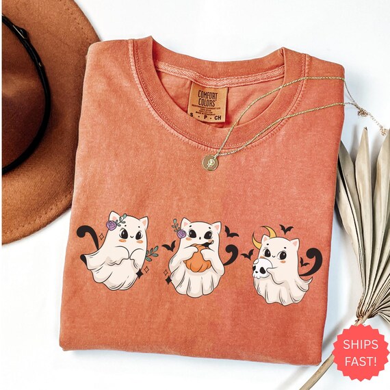 Cute Ghost Cat Shirt, Retro Halloween Cat Tee, Spooky Season Fall Shirt for Cat Moms, Comfort Colors® Halloween T-Shirt for Women
